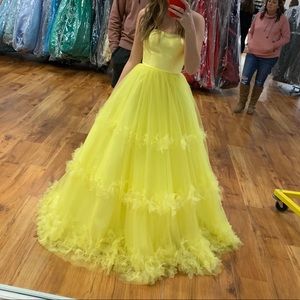 Sherri Hill size 00 dress!!